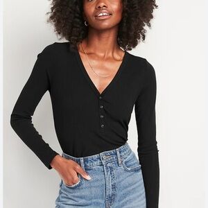 Old Navy Charcoal Long Sleeve V-Neck Top